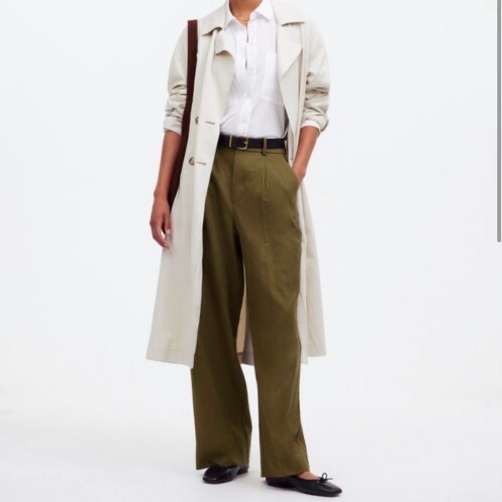 Madewell Slouchy Straight Pants in Drapey Twill in Olive